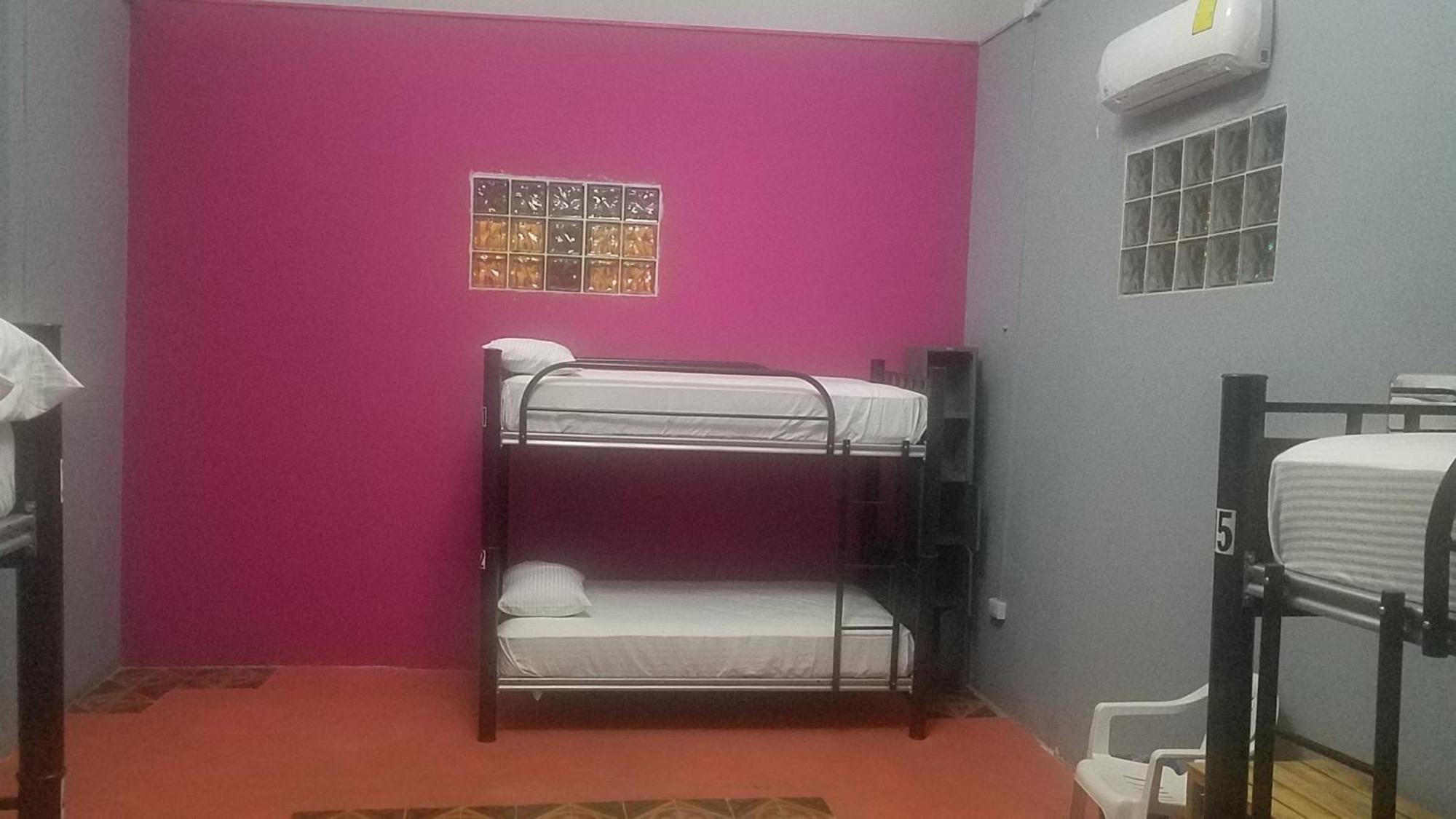 Hostal Xiinbal Mérida Oda fotoğraf