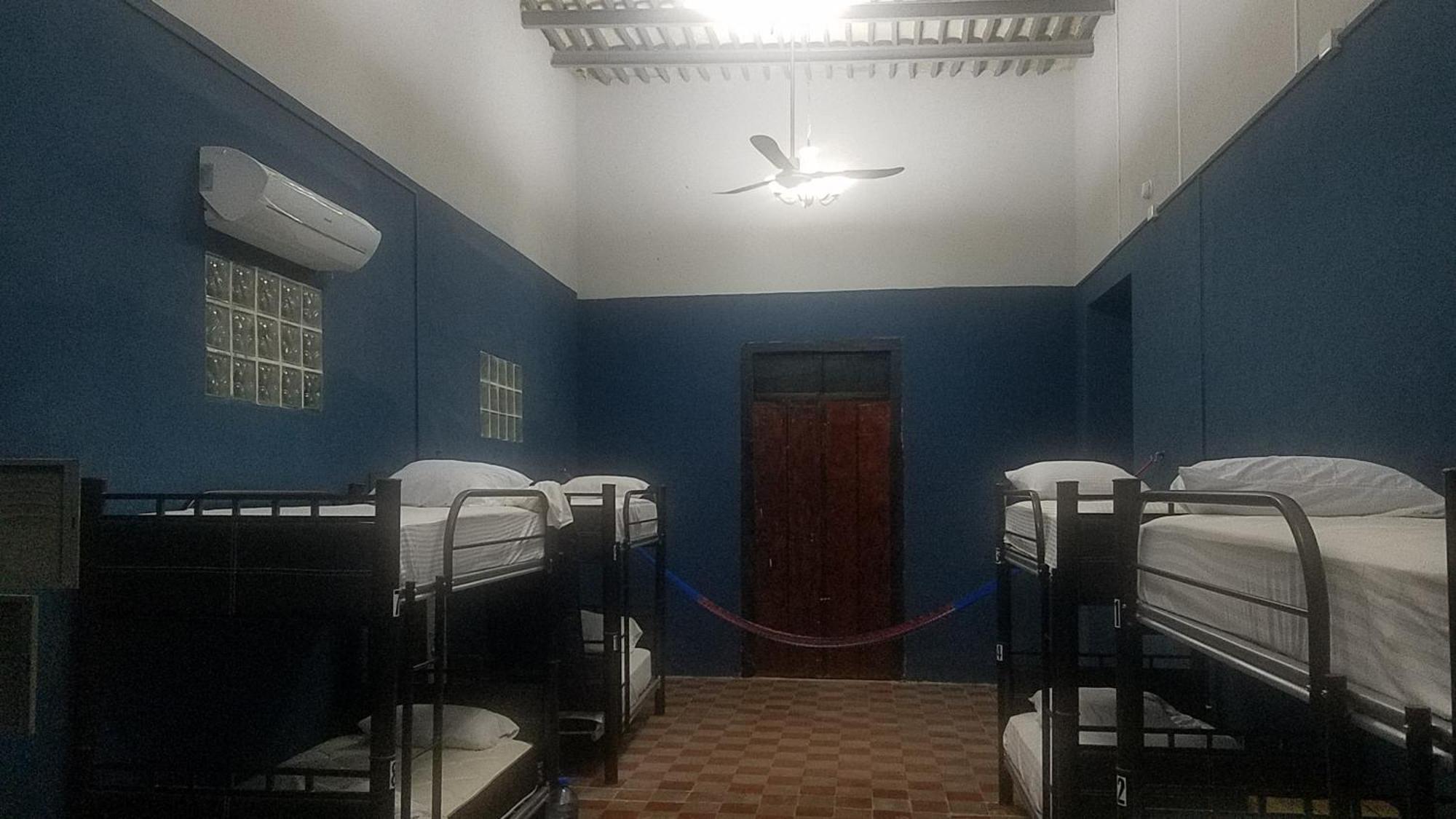 Hostal Xiinbal Mérida Oda fotoğraf